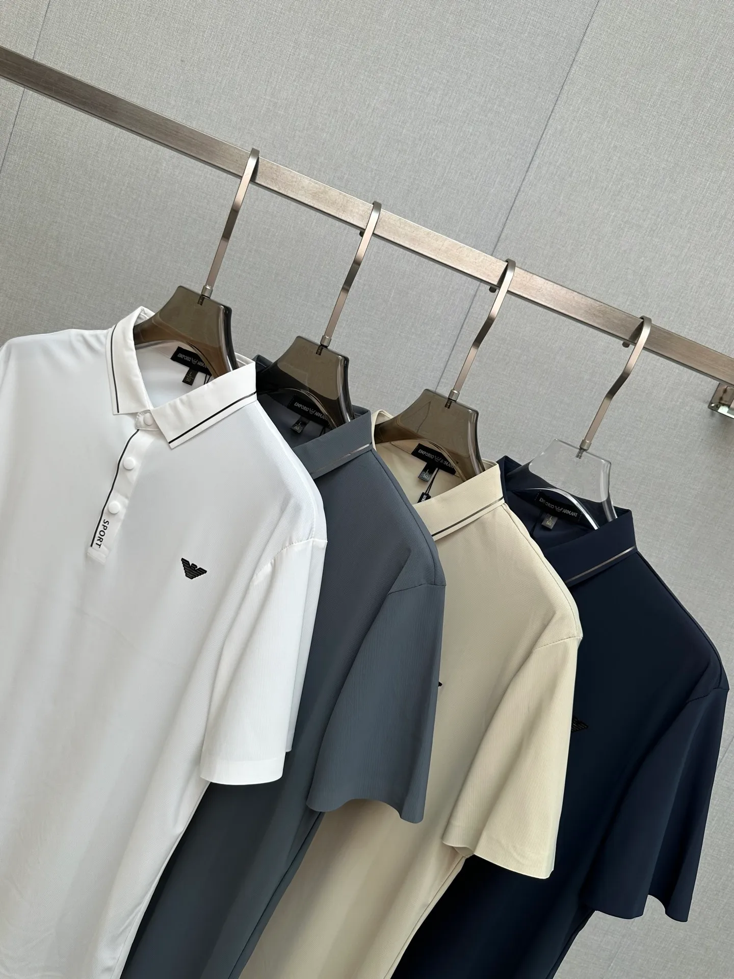 Amani 2026 New Arrival New Arrival ， Breathable。Premium ！ logo . . . . ！ ！Sizes：M-4XL